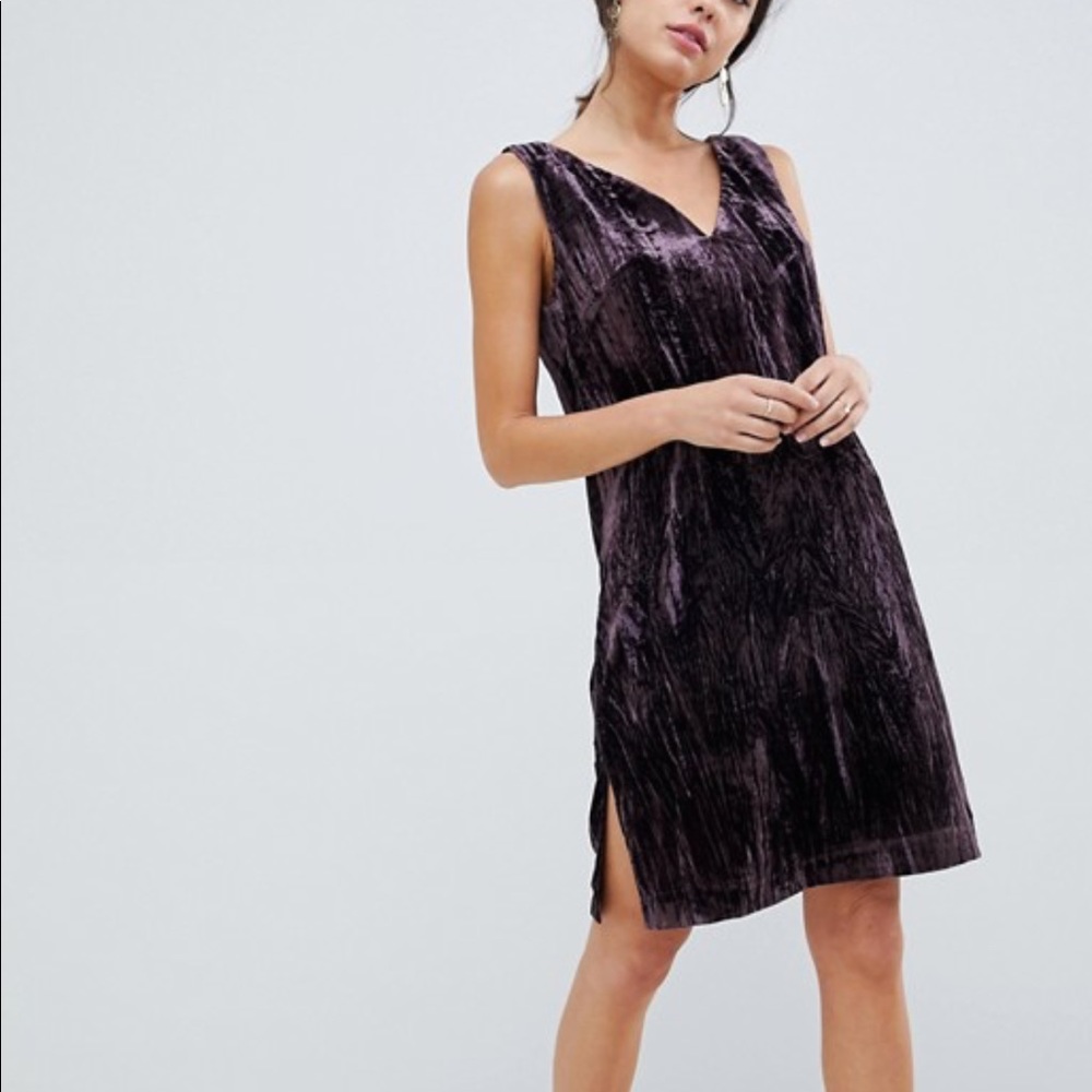 🔆NWT French Connection Purple Velvet Shift Dress